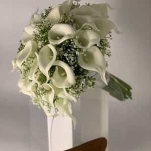 Calla rose bouquet and synthetic gypsophila