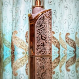 Yasminti perfume for the bride